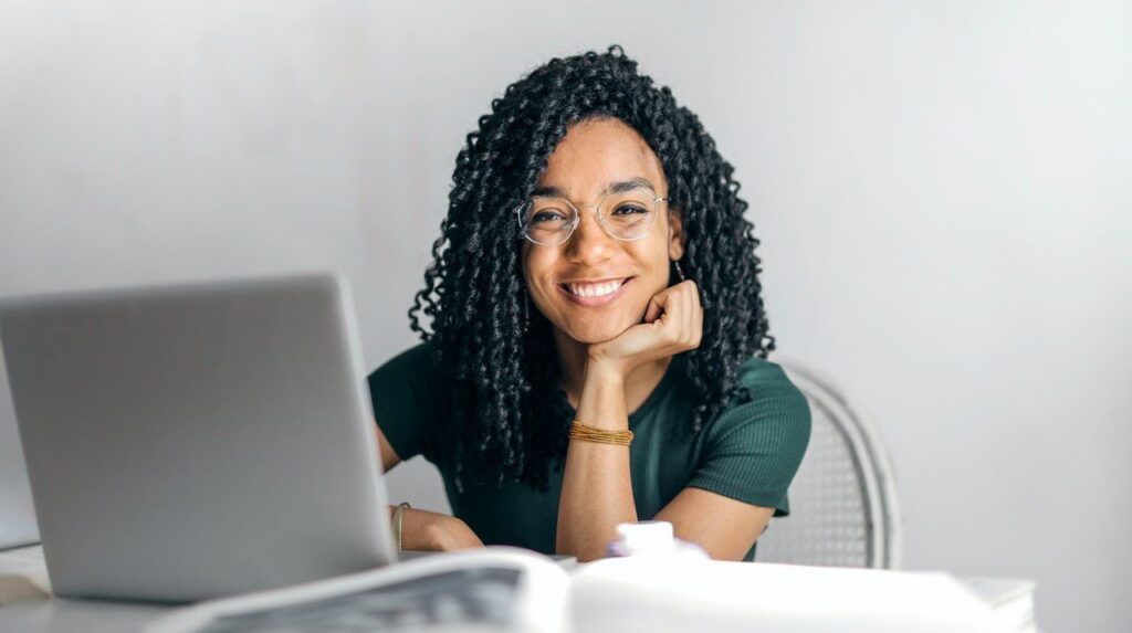 woman with laptop